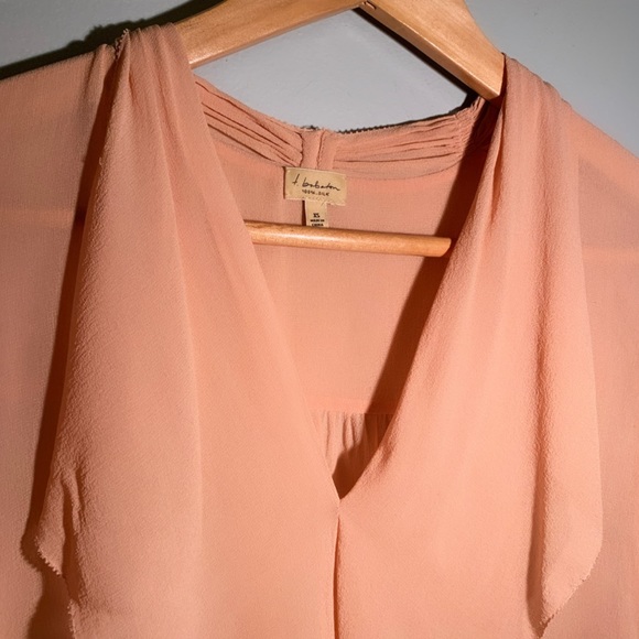 aritzia babaton Tinsley 100% silk blouse - Picture 4 of 4